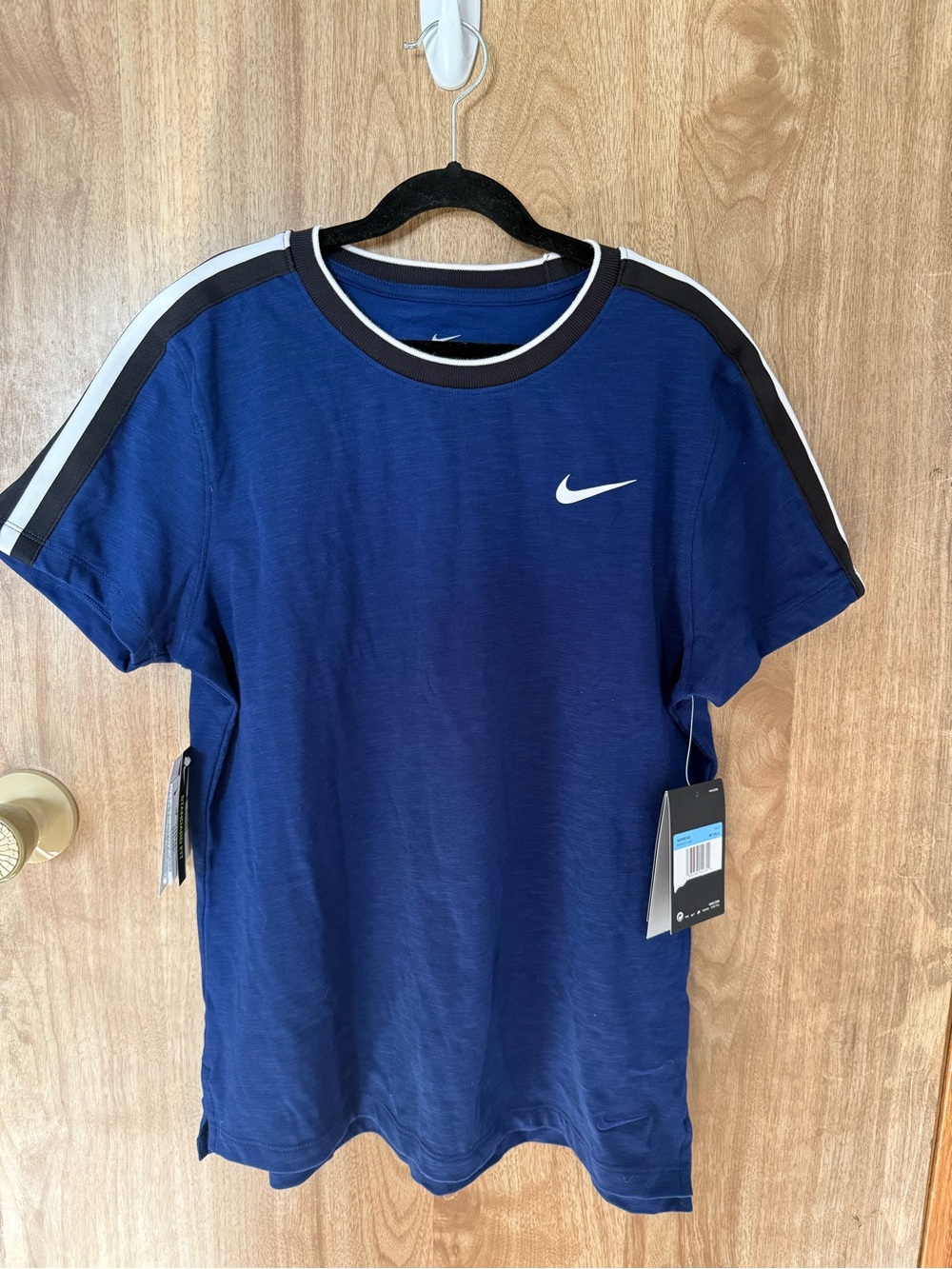 Nike women’sBlue Crewneck Sports T-Shirt